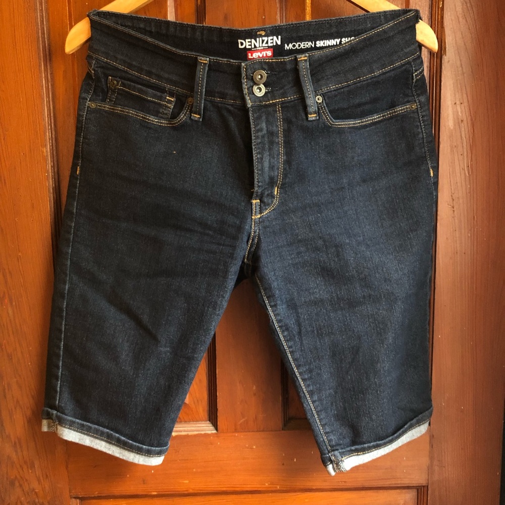 Levi’s - Denizen Modern Skinny Short - size 10